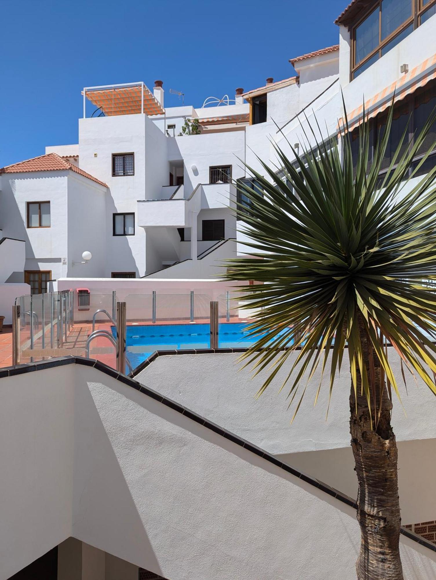 Cozy Apartment In Los Cristianos Guincho  Extérieur photo