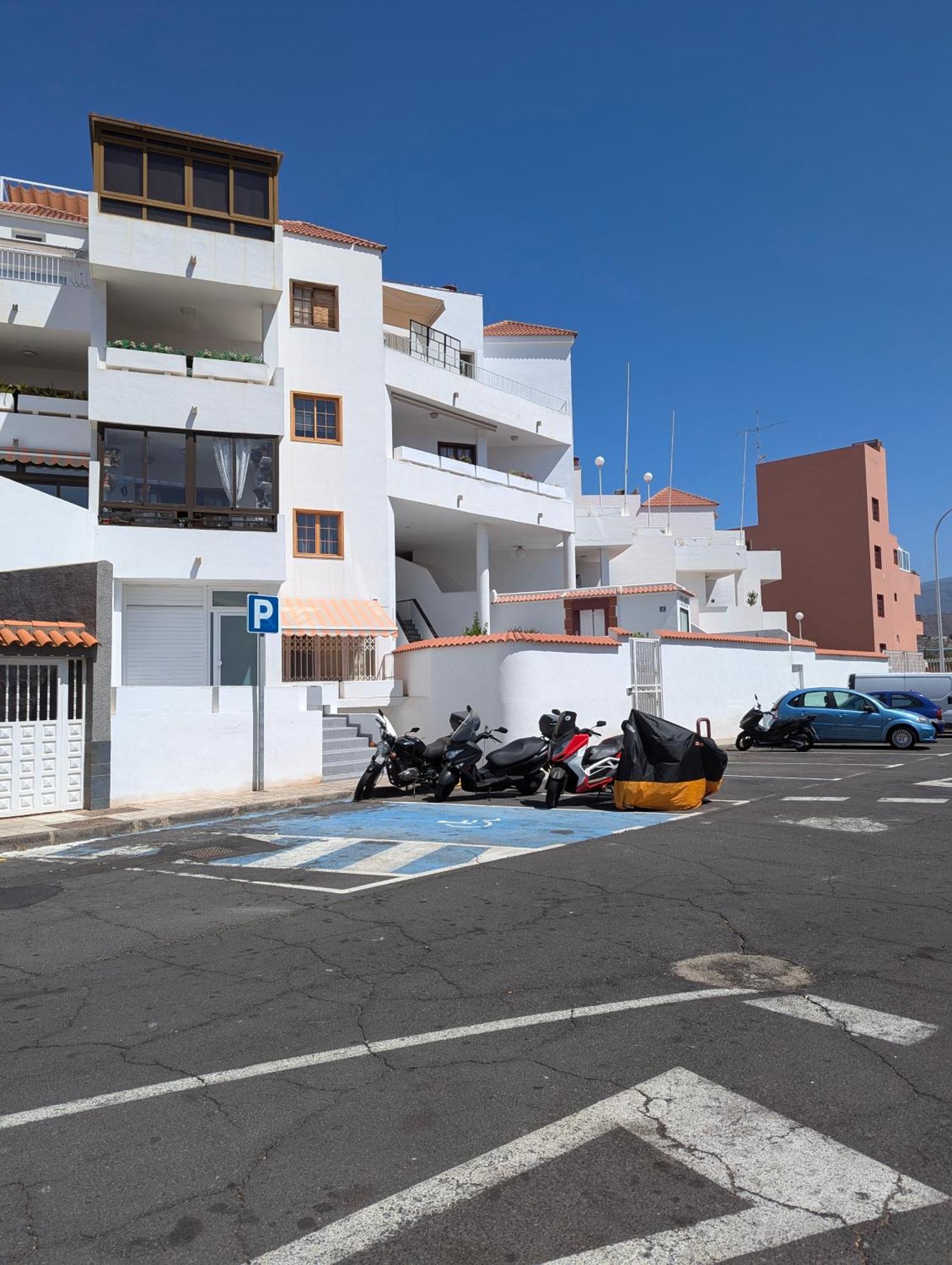 Cozy Apartment In Los Cristianos Guincho  Extérieur photo