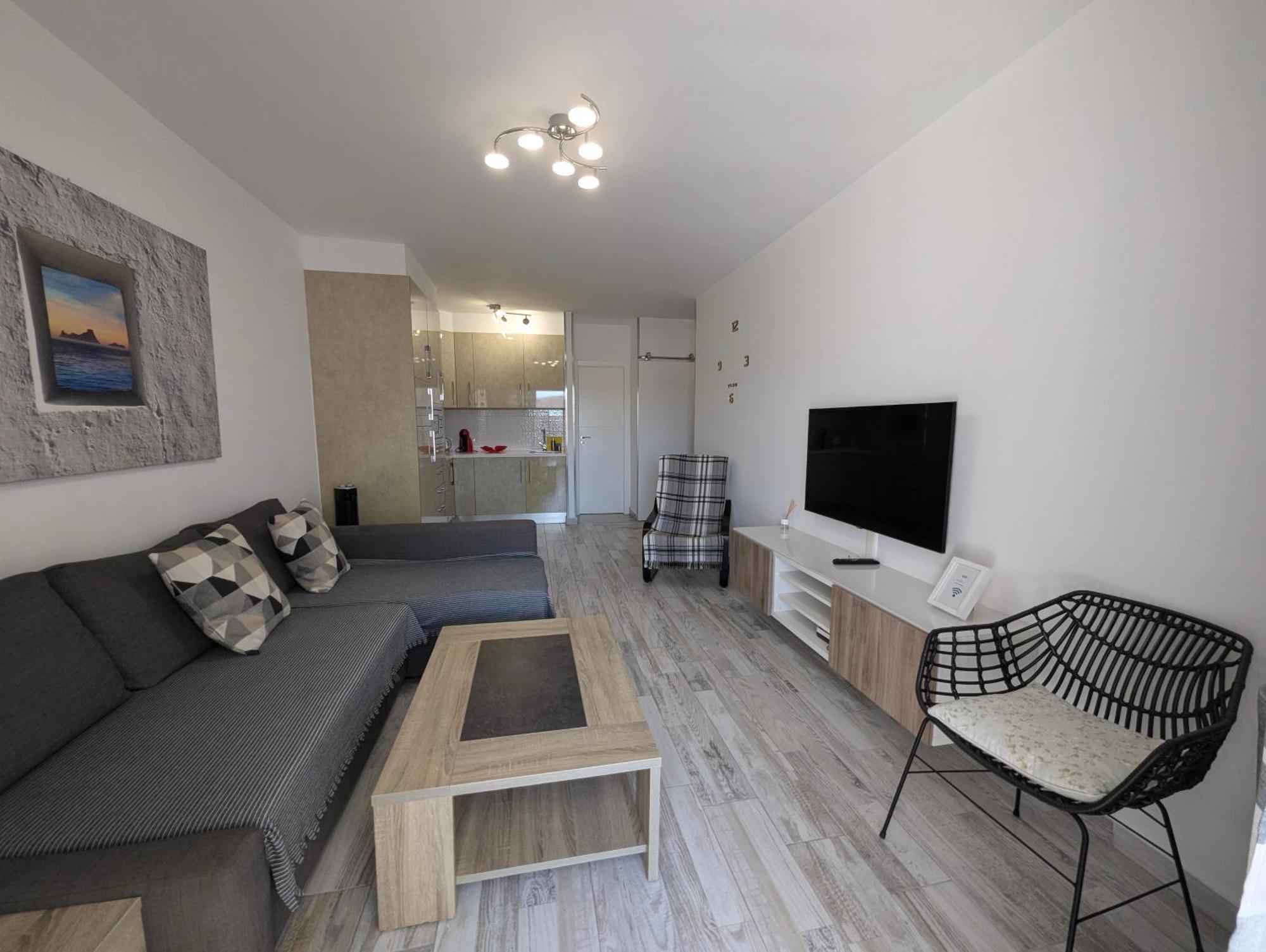 Cozy Apartment In Los Cristianos Guincho  Extérieur photo
